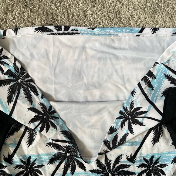 Tropical theme swim top long sleeve women’s small/medium - Picture 4 of 10